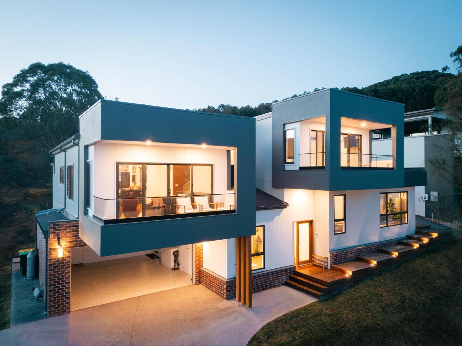 Ayubo * Apollo Bay